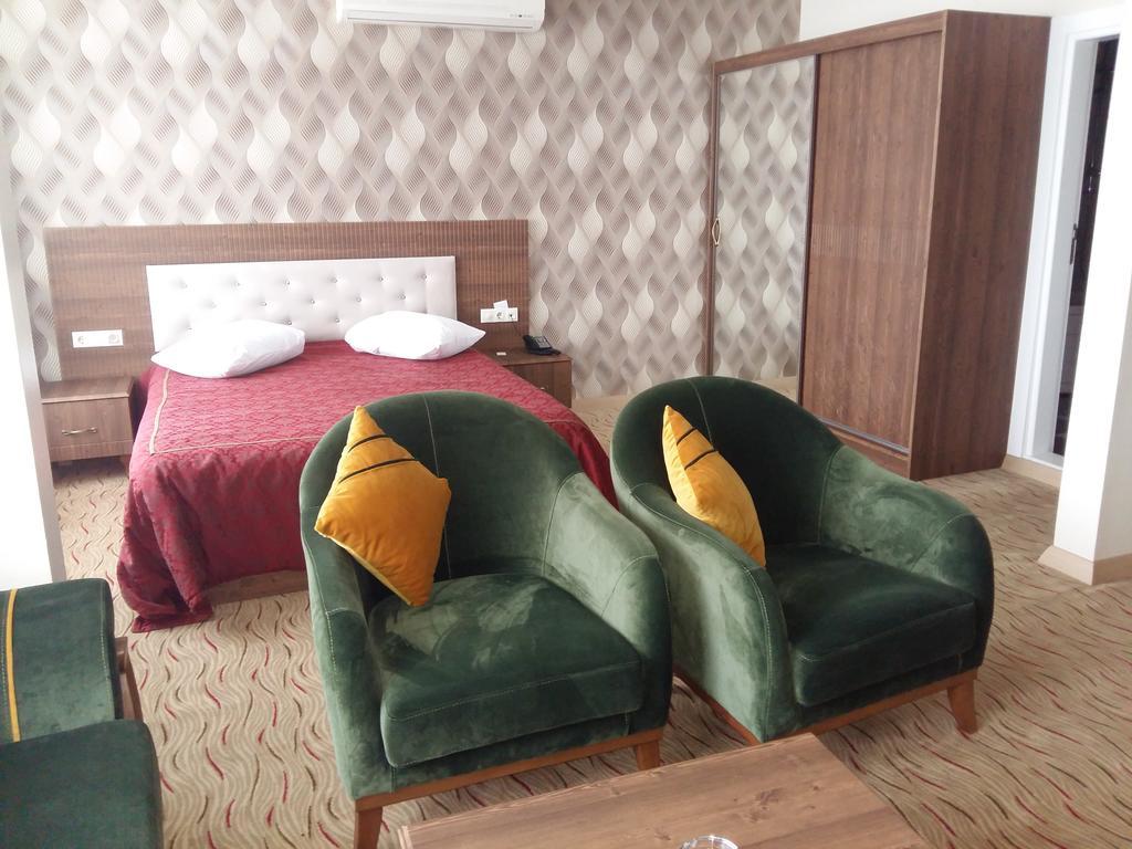 Cihan Hotel Hopa Exterior photo